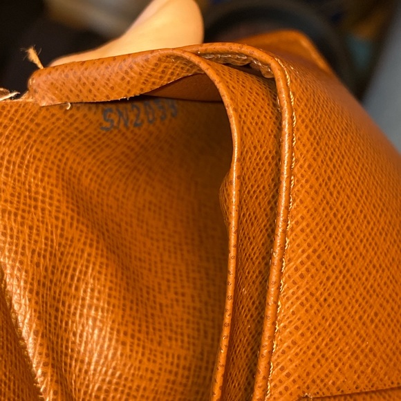 Authentic LOUIS VUITTON Portefeuille Viennois Bifold Monogram Wallet M61674 - Picture 8 of 8